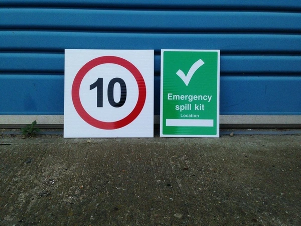  Signage - 02